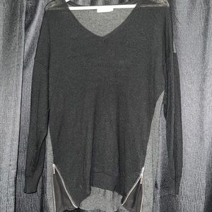 Reitmans black and grey sweater